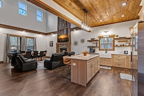 Interior - Fireside Living - Pet Friendly | Hot Tub | Game Room | Outdoor Fireplace (Blue Ridge)
