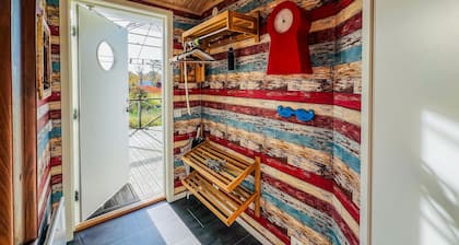 2 bedroom stunning home in Lysekil