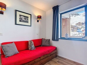 TV - Les Olympiades by Interhome (Val Thorens)