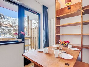 Dining - Les Olympiades by Interhome (Val Thorens)