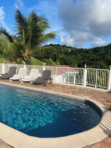 Quiet 2-Bedroom House, Near Sainte-Luce🏝️