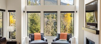 ❄︎Winter Wonderland at Ravencrest❄︎ | 4BR Luxury Condo| Mtn Views