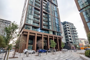 Exterior - Blueground | South Quays, fitness center, nr Thames (London)