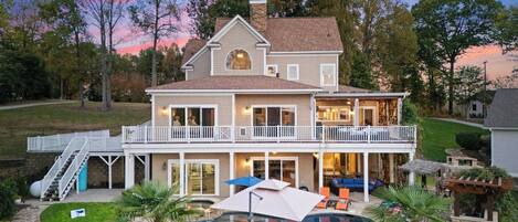 House (6 Bedrooms) | Interior