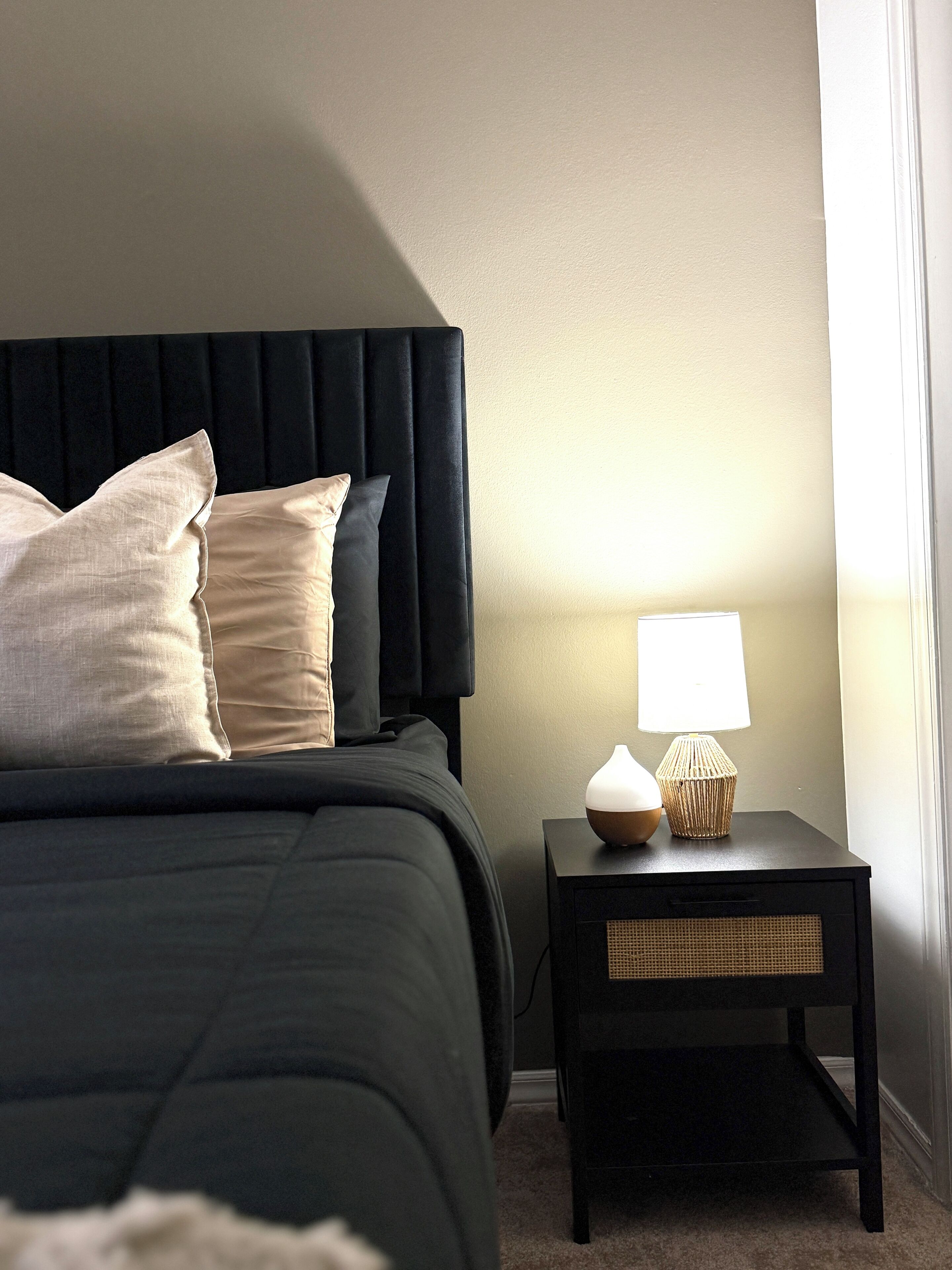 3 chambres, fer et planche à repasser, Wi-Fi, draps fournis