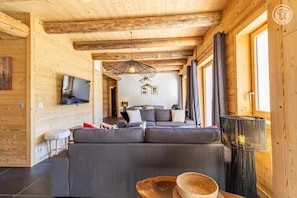 Smart TV - EVEREST LODGE - BEAUFORT (BEAUFORT)