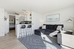 Smart TV - Steps to Ocean * Heart of Mission Beach * SeaWorld Views (San Diego)