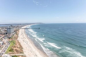 Beach nearby - Steps to Ocean * Heart of Mission Beach * SeaWorld Views (San Diego)