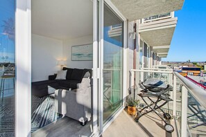Property grounds - Steps to Ocean * Heart of Mission Beach * SeaWorld Views (San Diego)