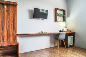 Junior Suite - Sunrise Hotel Malang (Malang)