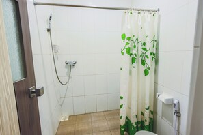 Superior kamer, toegang tot zwembad | Badkamer