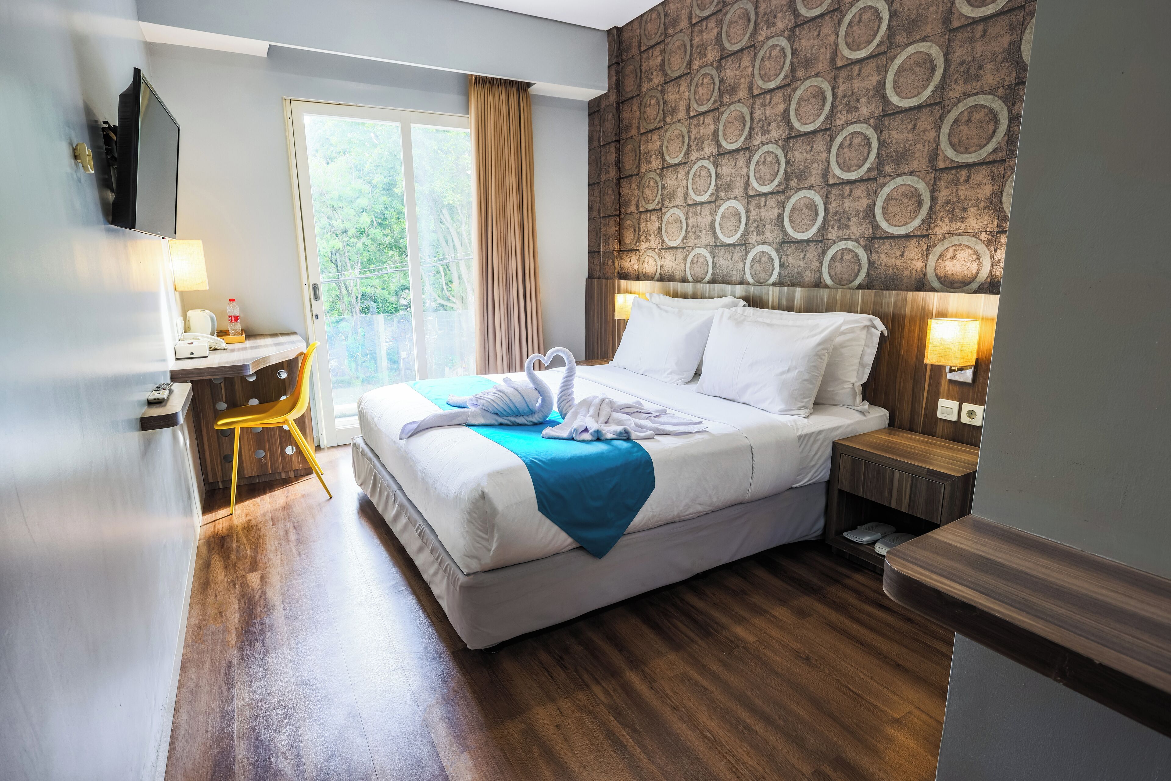 Superior Balcony Room