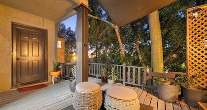 Spanish Revival Charm in Silver Lake w/ Patio, BBQ & Walkable Location Maltman Manor by Avantstay