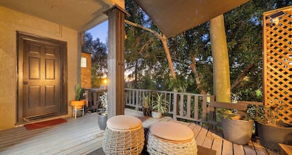Spanish Revival Charm in Silver Lake w/ Patio, BBQ & Walkable Location Maltman Manor by Avantstay