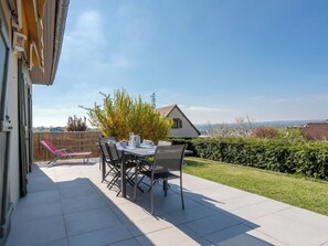 Outdoor dining - Les Jonquilles by Interhome (Deauville-Trouville)