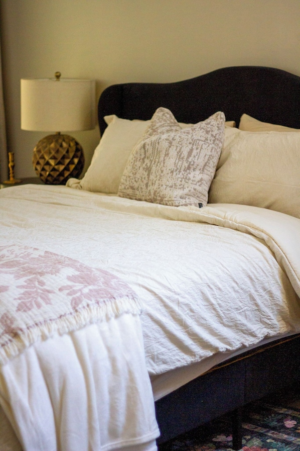 Iron/ironing board, Internet