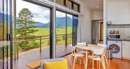 World Heritage Skyline Cottage in The Scenic Rim - PWD accessible