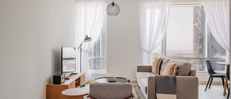 Fernseher, Stereoanlage