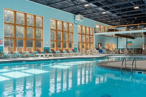 Innenpool, beheizter Pool