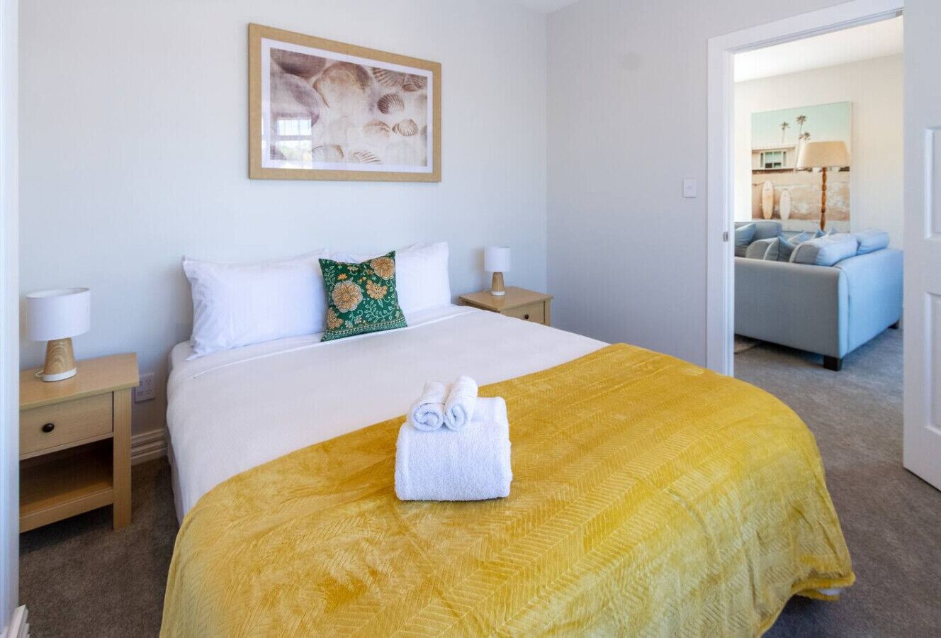 2 bedrooms, iron/ironing board, travel cot, WiFi