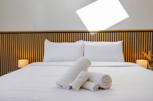 Spacious 6BR Home for Large Families or Work Teams