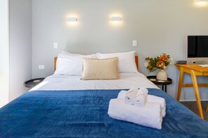 1 habitación, wifi y ropa de cama