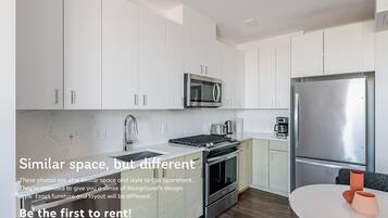 Réfrigérateur, micro-ondes, four, lave-vaisselle