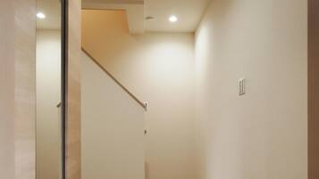 Blackout curtains, free WiFi