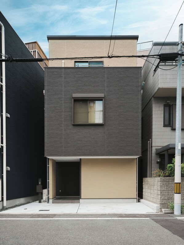 Superior Villa, Balcony | Blackout drapes, free WiFi