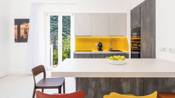 Appartamento Deluxe, vista giardino | Sala da pranzo