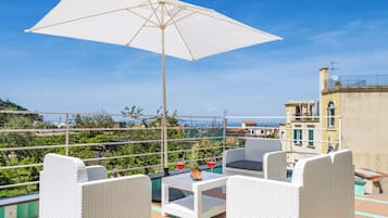 Appartamento Exclusive, vista mare parziale | Terrazza/patio