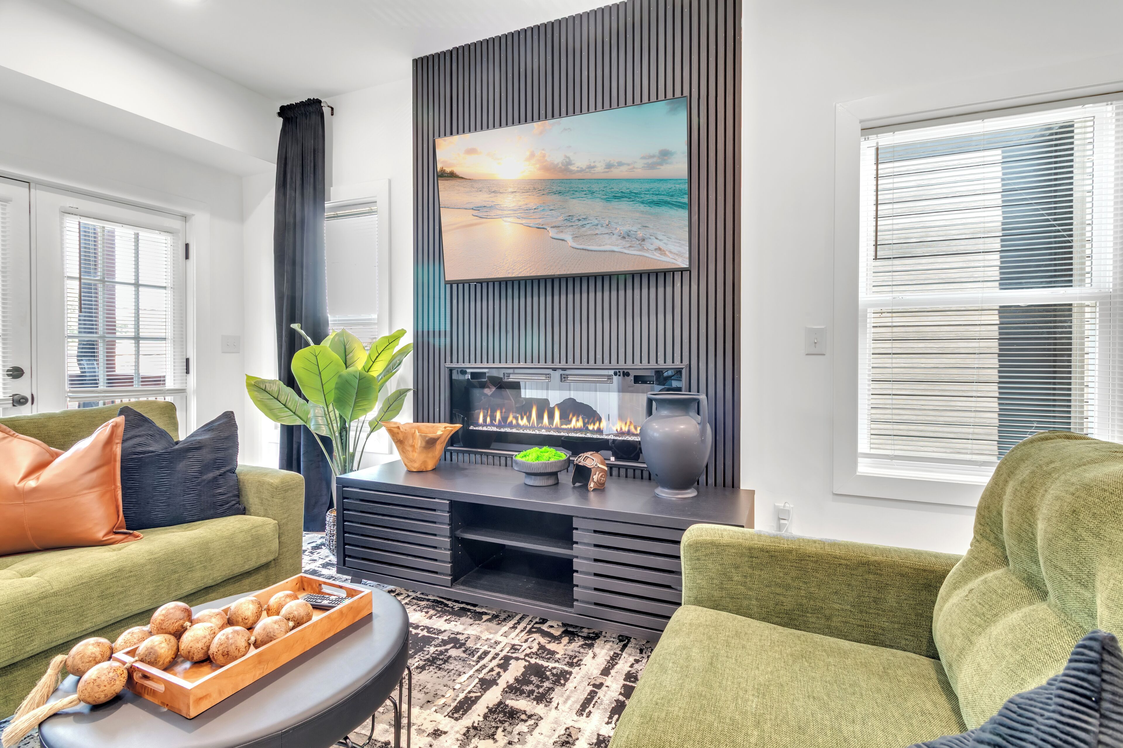 Télévision, cheminée