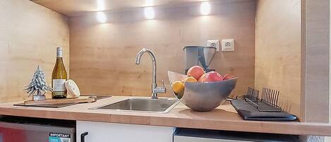Fridge, microwave, cookware/dishes/utensils