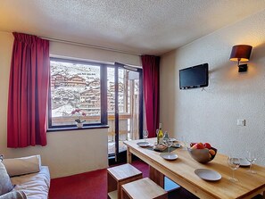 Interior - Les Olympiades by Interhome (Val Thorens)