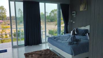 Deluxe Double Room, Balcony, Lake View