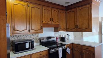 Mikrobølgeovn, ovn, kogeplade, opvaskemaskine