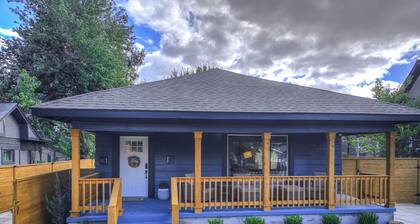 Walk to Plaza District · Modern 2BR Home near downtown and state fairgrounds.