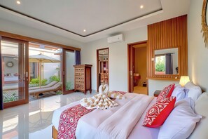 2 bedrooms, WiFi, bed sheets - The Place Ubud Villa : Spacious Comfort with a Private Pool and Garden (Ubud)