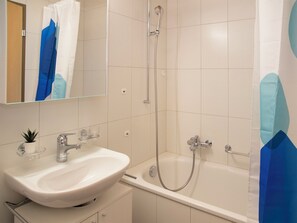 Towels - BeKb-Gebäude Apt 07 by Interhome (Wengen)