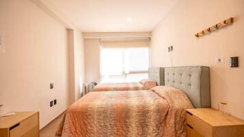 2 bedrooms, iron/ironing board, WiFi, bed sheets