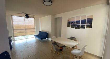 Serene 3-bedroom apartment with AC in Panamá