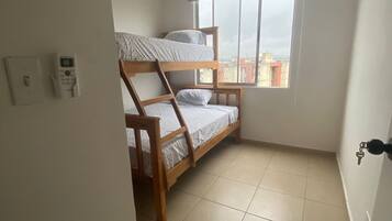 3 chambres, Wi-Fi, draps fournis