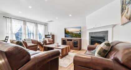 The Pines at Forest Ridge - 5 bed, 4.5 Bath - 3200 sq ft - Pools - Loon - New!