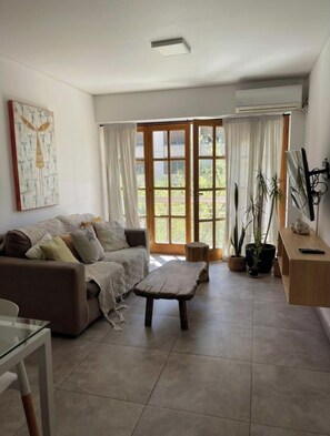 Living area - Beautiful apartment in the km 0 of Mendoza (Ciudad)