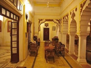 Living area - Roopangarh Fort (Roopangarh)
