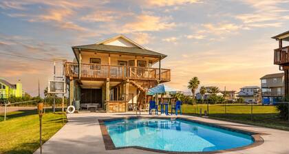 Private Pool | Ping Pong | Sleeps 7 | Terramar Beach