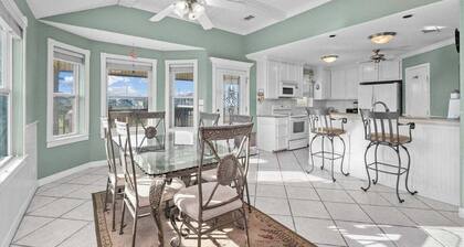 Private Pool | Sleeps 7 | Ping Pong