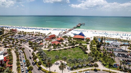 The Jefferson 137 - St Pete (30 Day Min Stay)