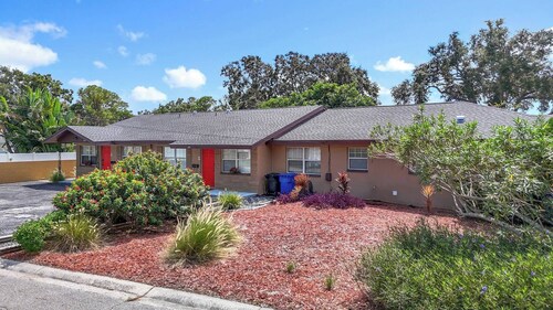 The Jefferson 222 - St Pete
