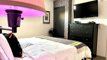 5 Schlafzimmer, Bügeleisen/Bügelbrett, WLAN, Bettwäsche